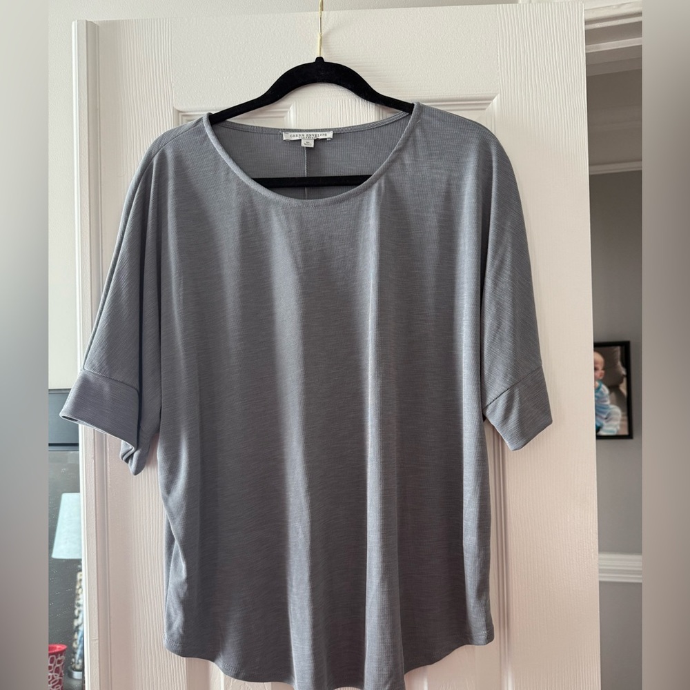 Green Envelope Charcoal Short Sleeve Top